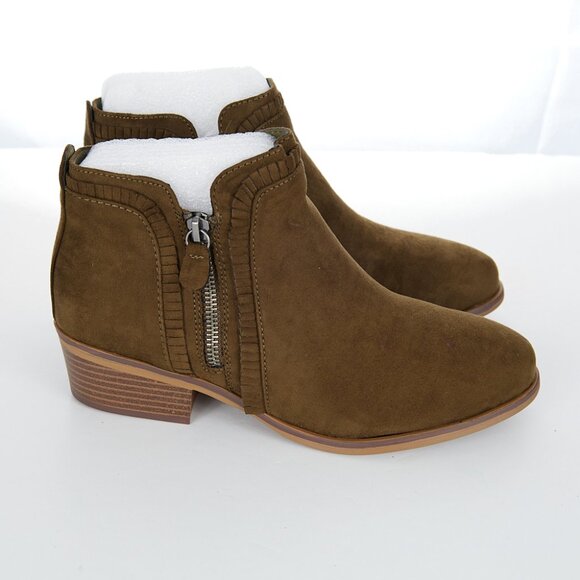 MIA Shoes - MIA Mable Ruffle Vegan Block Heel Bootie in Olive Women's 8 NWOT